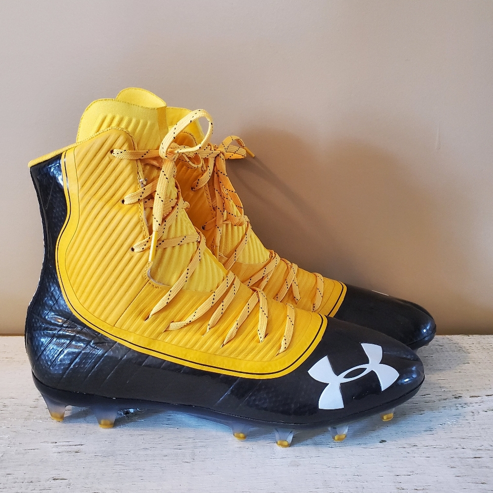 Under Armour Football Cleats.  Men's Size  US 11